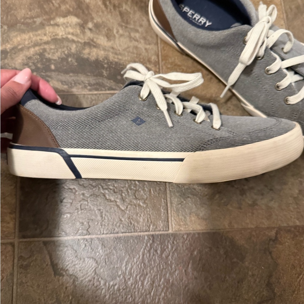 Sperry Men's Gray and Tan Sneakers